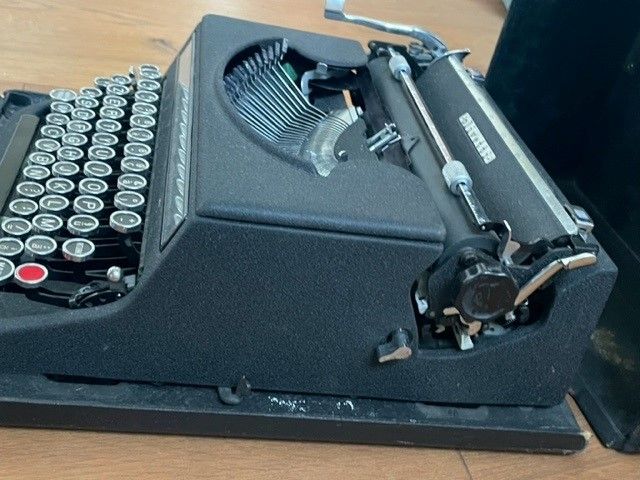 Schreibmaschine in Borsfleth