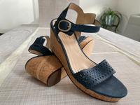Esprit Damen Sandalen Keilabsatz Blau Gr. 39 Nordrhein-Westfalen - Rösrath Vorschau