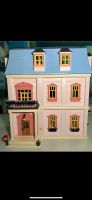 Romantisches Puppenhaus von Playmobil Dollhouse 5303 Nordrhein-Westfalen - Ense Vorschau