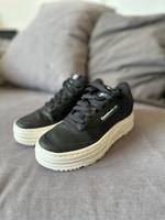 Reebok Schuhe Gr. 35 Hessen - Bad Wildungen Vorschau