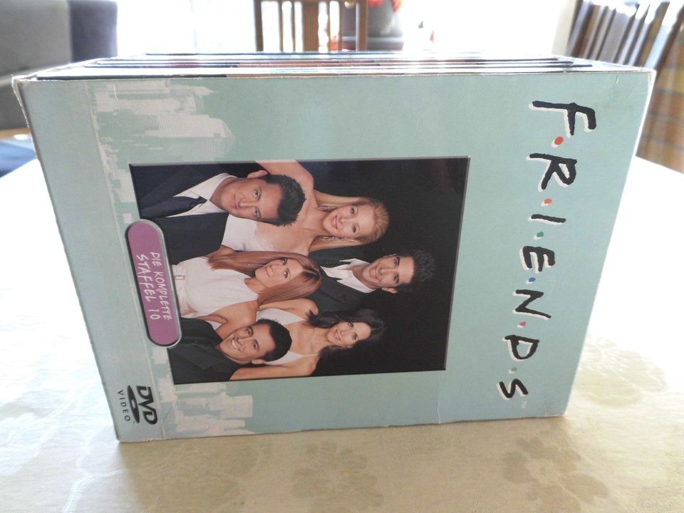 Friends Staffel 9, Staffel 10  je 5 € pro Staffel in Schwülper