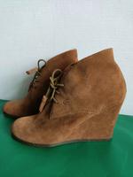 Scholl Stiefeletten neu 41 Wildleder braun Schuhe Damen Hessen - Eichenzell Vorschau