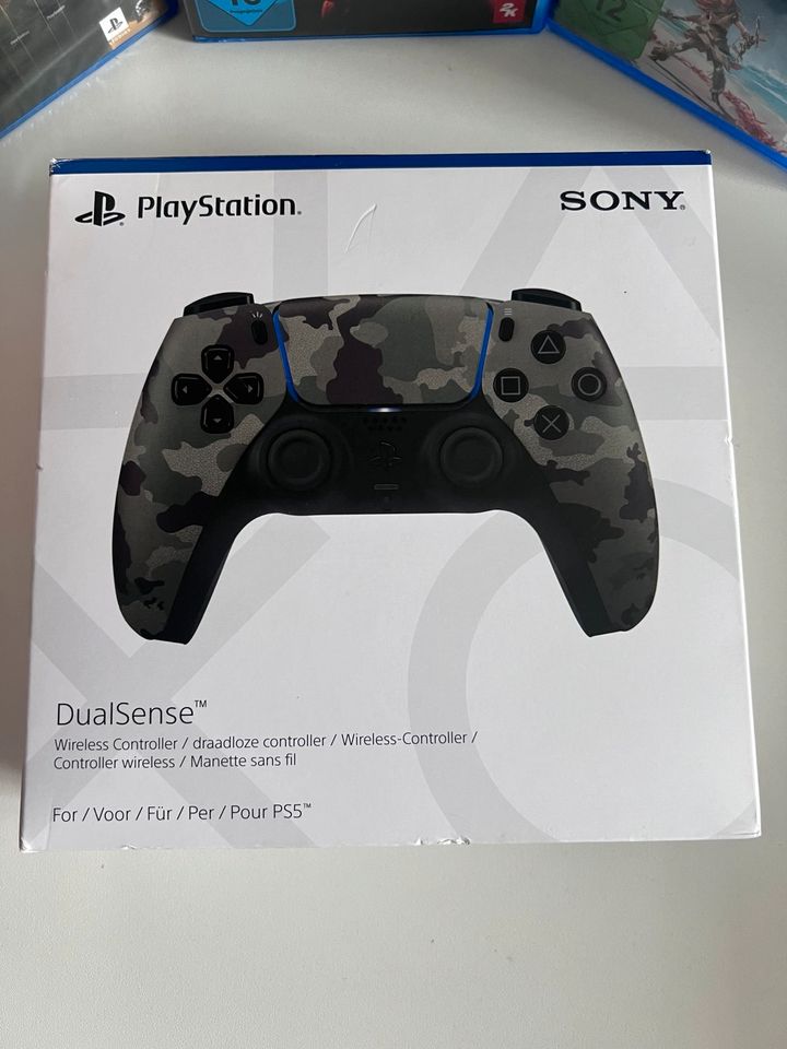 Ps 5 Controller mit spielen in Bielefeld