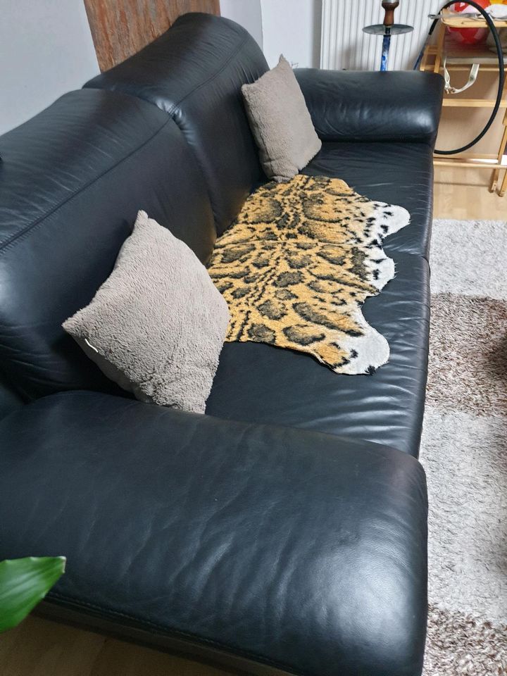 2× Leder sofas in Regensburg