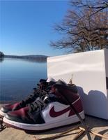 Air Jordan 1 Mid SE Black Dark Beetroot Bayern - Huglfing Vorschau
