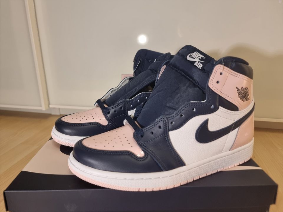 Jordan 1 High OG Atmosphere EU 39 / US W 8 in Dingolshausen