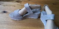 NEU Gabor Damen Plateau Schuhe Sandaletten Sandalen gr.8 gr.41/42 Nordrhein-Westfalen - Mönchengladbach Vorschau