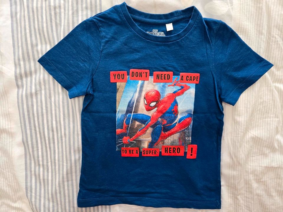 C&A Spiderman T-Shirt 116 in Edingen-Neckarhausen