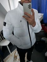 Originale Calvin Klein Daunenjacke (Kaufpreis 200€!) Hessen - Liederbach Vorschau