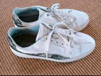 Esprit Sneaker weiß Größe 39 neuwertig Leder Bayern - Straubing Vorschau