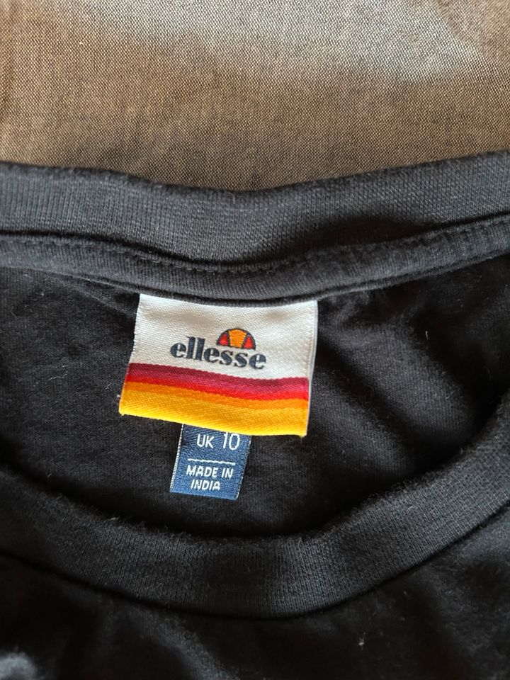 Ellesse T-Shirt (Bauchfrei) in Lübeck