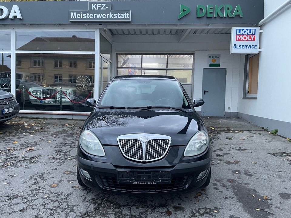 Lancia Ypsilon 1.4 16V Argento *KLIMA* TÜV NEU* ALU* in Bielefeld