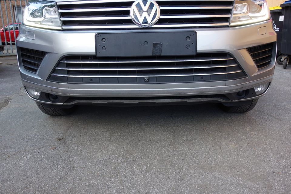 Vw Touareg 7p Schloßträger Frontmaske Frontpaket Baujahr 2015 in Mülheim (Ruhr)