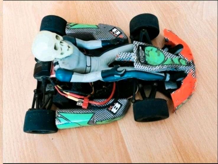 Rc Go Kart Gokart 1:8 Thunder Tiger KT-8 brushless 2.4Ghz 50 kmh in Gütersloh