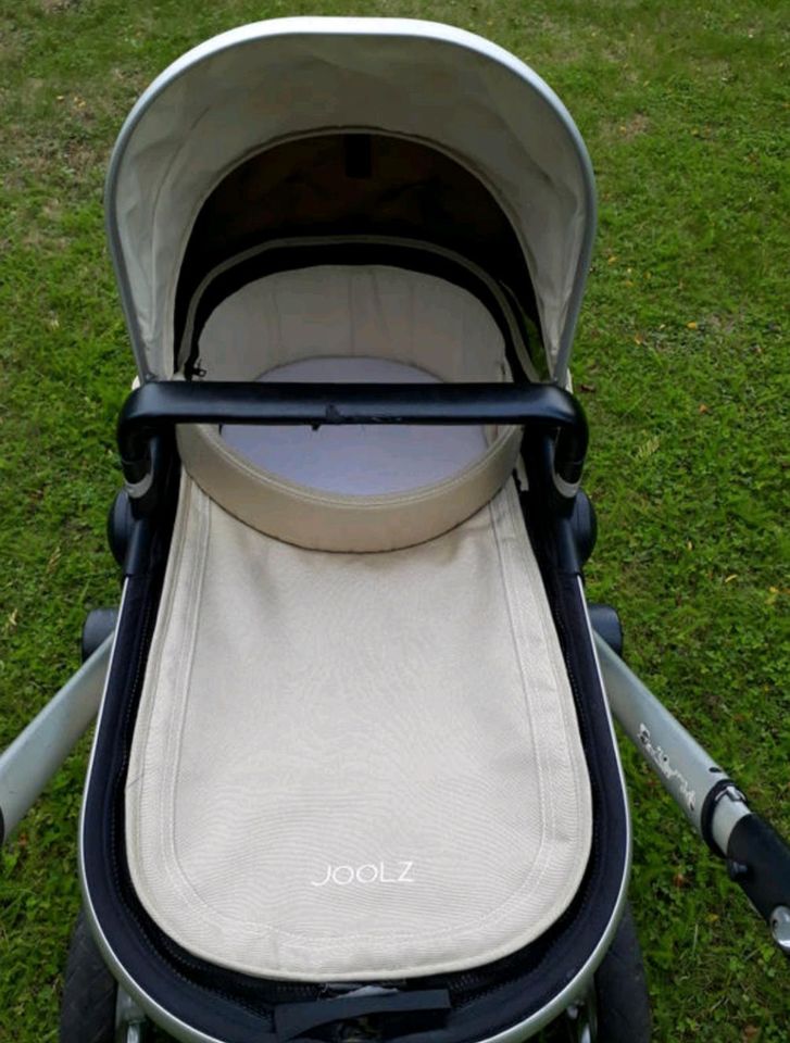 Joolz Day Kinderwagen komplettes Set mit Zubehör Farbe sand in Köln