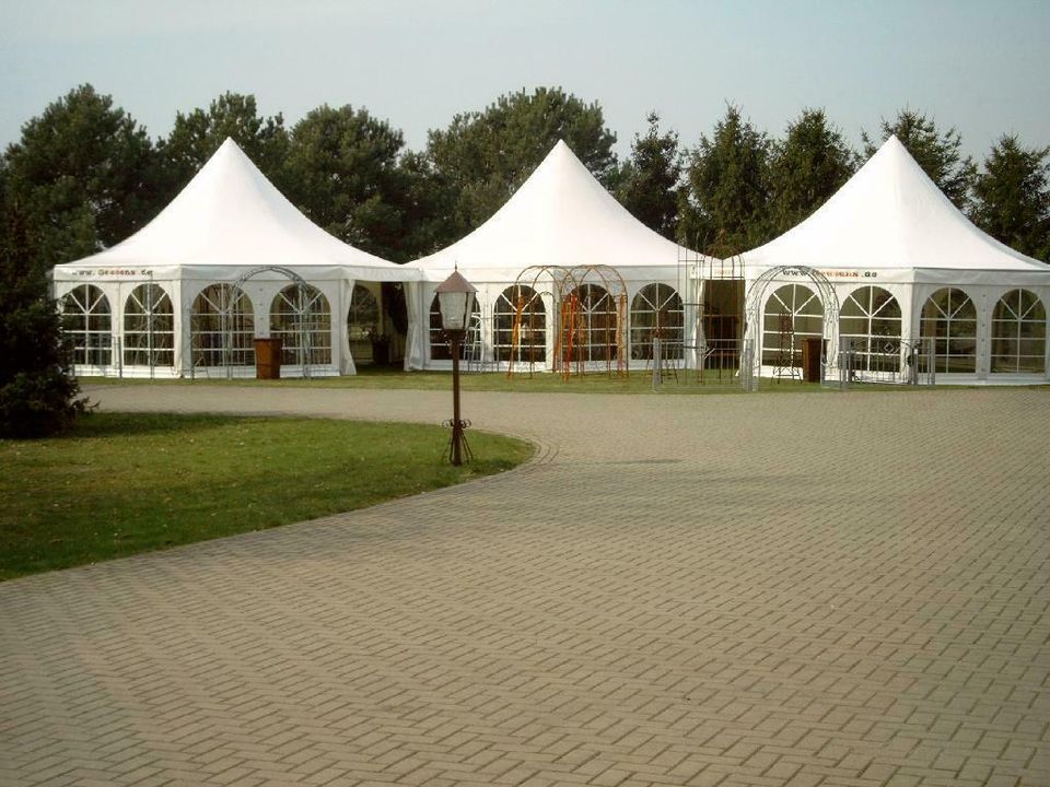 Rosenbogen,alles für die Dekoration im Garten,Gartenausstellung, in Steimbke