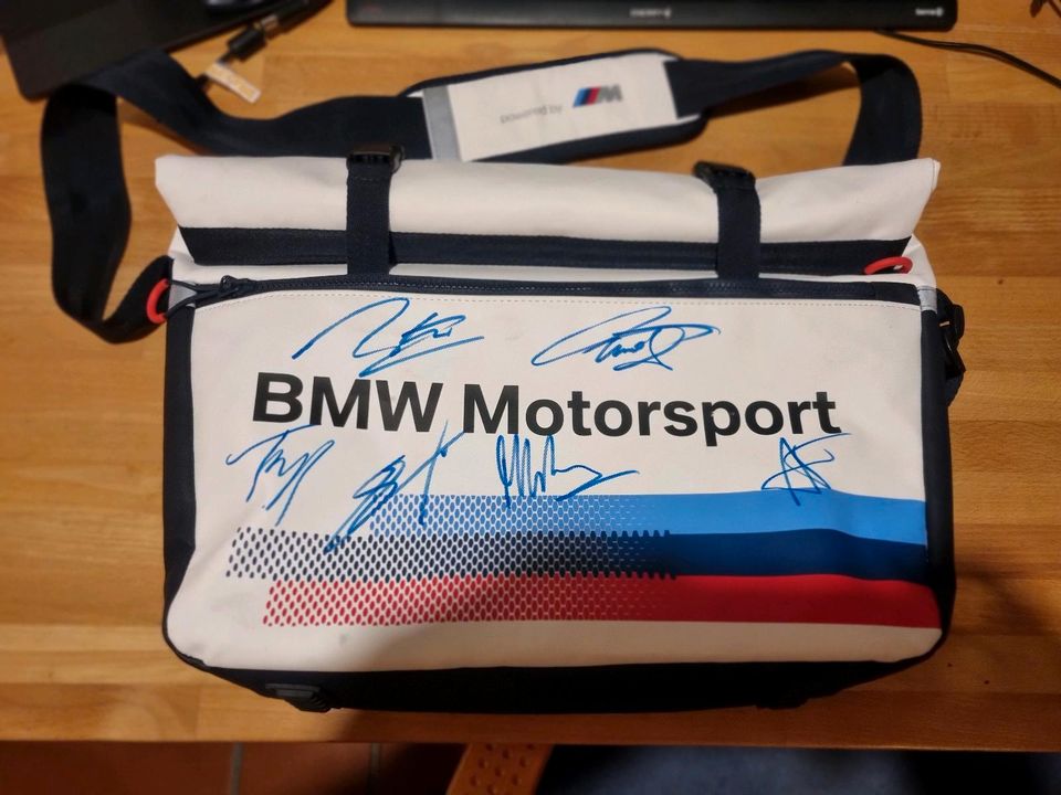 BMW Motorsport orig. Unterschriften dtm Fahrer 2018 Umhängetasche in Steinhöring