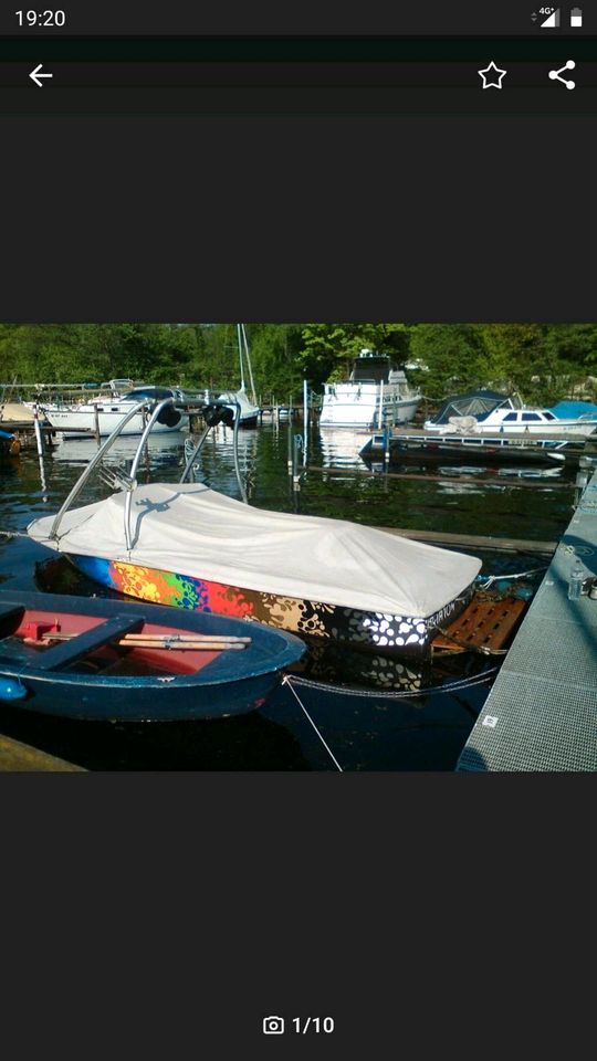 Wakeboard boot v8 280 PS Liegeplatz in Tegel Tausch möglich in Berlin