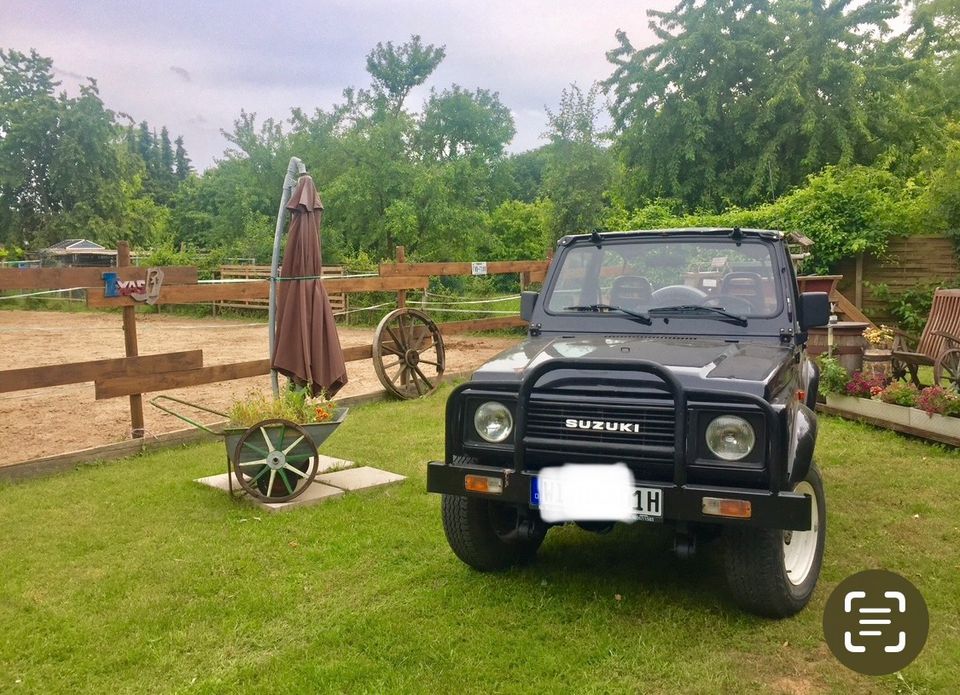 Suzuki Samurai SJ 410 Liebhaber Fahrzeug TÜV neu 4/24 in Wiesbaden