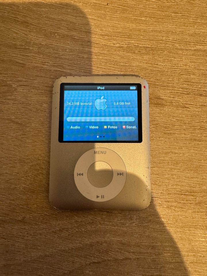 Apple iPod Nano 3. Generation 4 GB Modell - A1236 in Bälau