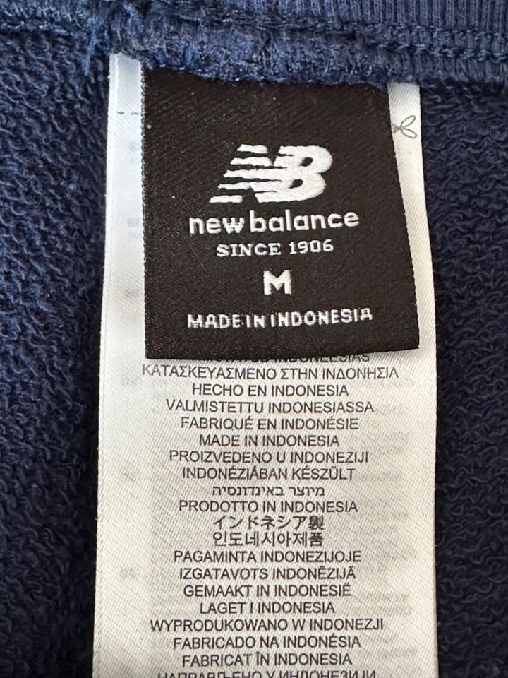 New Balance Jogginghose Größe M Herren Jungen Hose in Mainz