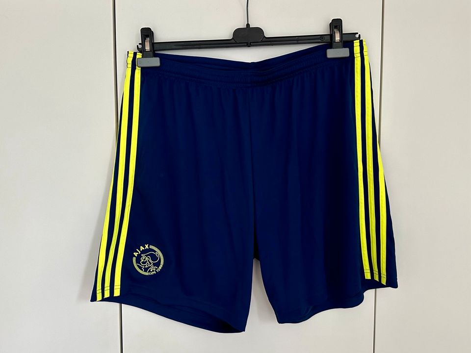 Ajax Cape Town Shorts + Stutzen in Mönchengladbach