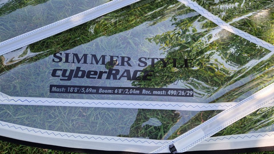 Simmer Style Cyber Race, mehrere Größen, neuwertige Windsurfsegel in Bielefeld