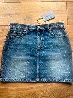 Balenciaga Jeans Mini Rock mit Logo blau FR 40 DE 38 top tasche Berlin - Neukölln Vorschau