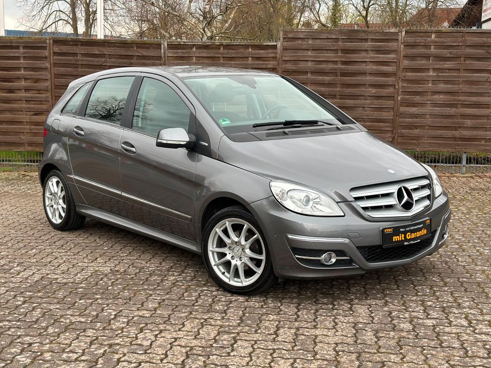 Mercedes-Benz B 180 AHK/NAVI/SITZHEIZUNG/PDC/KLIMA in Wennigsen