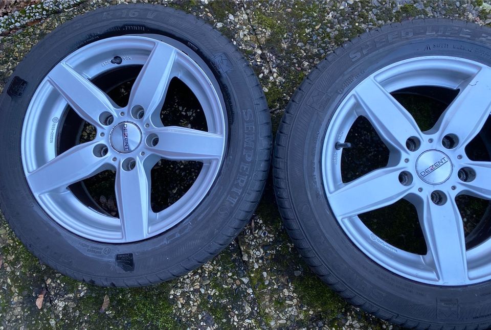 Autoreifen  205/55 R16 inkl. Alufelgen Michelin/Semperit in Lienen