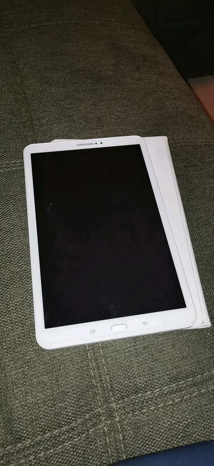 Samsung Galaxy Tab A 10.1" Zoll 16GB [Wi-Fi] weiß in Berlin