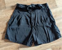 Schwarze kurze Hose mit Schleife Vero Moda Hosentasche Saarbrücken-Mitte - St Johann Vorschau