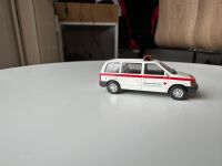 CHRYSLER VOYAGER DRK HAMBURG - 1:87 Modellauto Ludwigslust - Landkreis - Pampow Vorschau