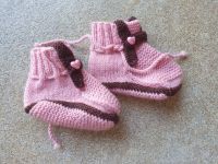 gestrickte Schuhe, Mädchen, Größe 62/68, neu Bayern - Denklingen Vorschau