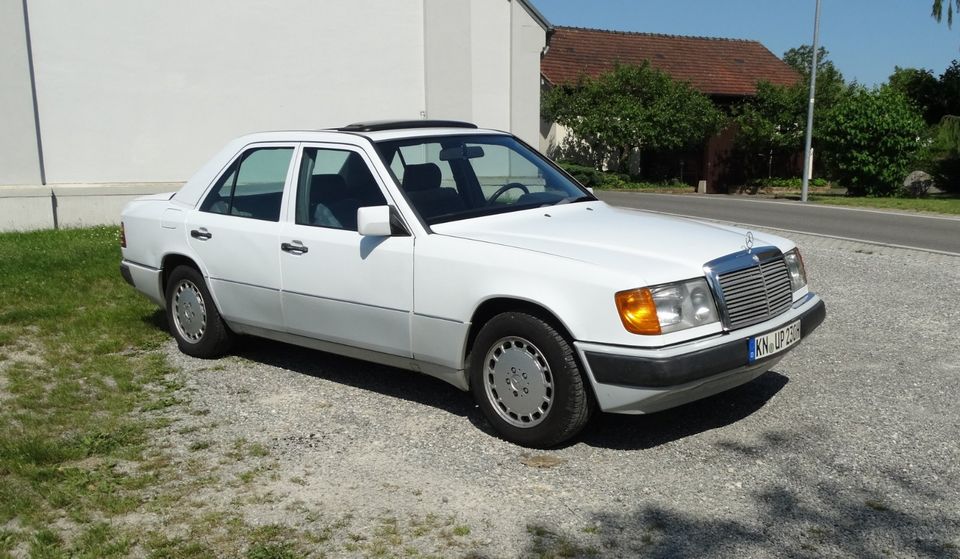 PKW Mercedes 230E W124 f.Bastler oder z.Schlachten in Mühlhausen-Ehingen