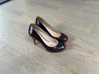 Guess Pumps - rot - Gr 37 München - Trudering-Riem Vorschau