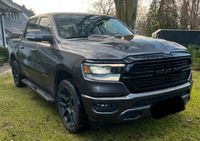 DODGE RAM 1500 Laramie Sport / 4x4 / Night Bremen - Oberneuland Vorschau