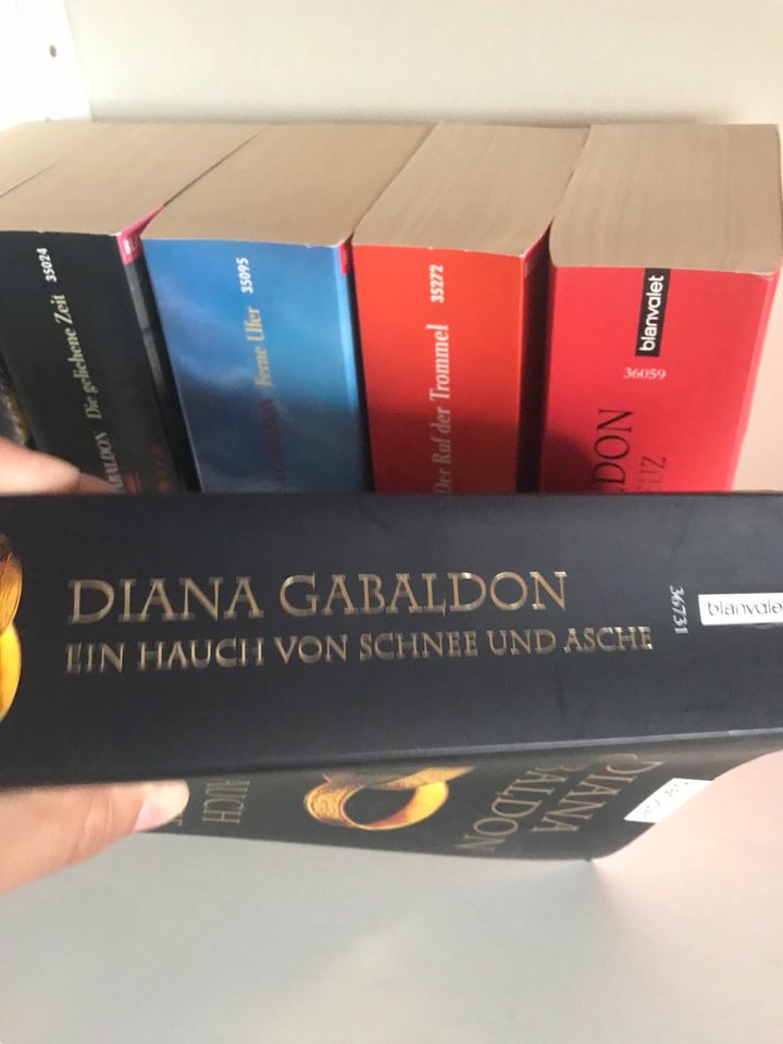 Diana Gabaldon 1-6 neuwertig / nie gelesen Highland Saga in Schönberg (Mecklenburg)