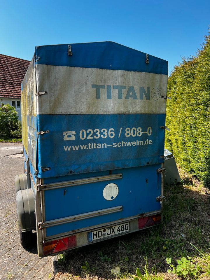 Anhänger Doppelachser Plane Spriegel Tandemachser Westfalia Achse in Trendelburg