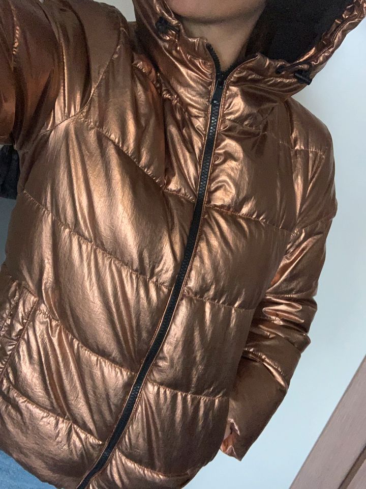 Only Winterjacke bronze Große M  super Zustand in München