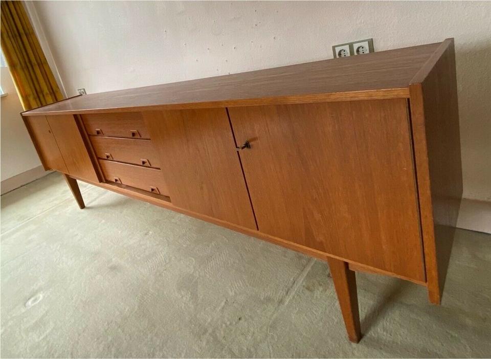 Teak Sideboard skandinavisches 60er Jahre Design Mid Century in Siegen