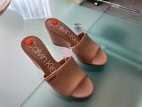 Calvin Klein Wedge Slide Sandals Gr. 35,5-36 neue mit Etikett Niedersachsen - Bad Pyrmont Vorschau