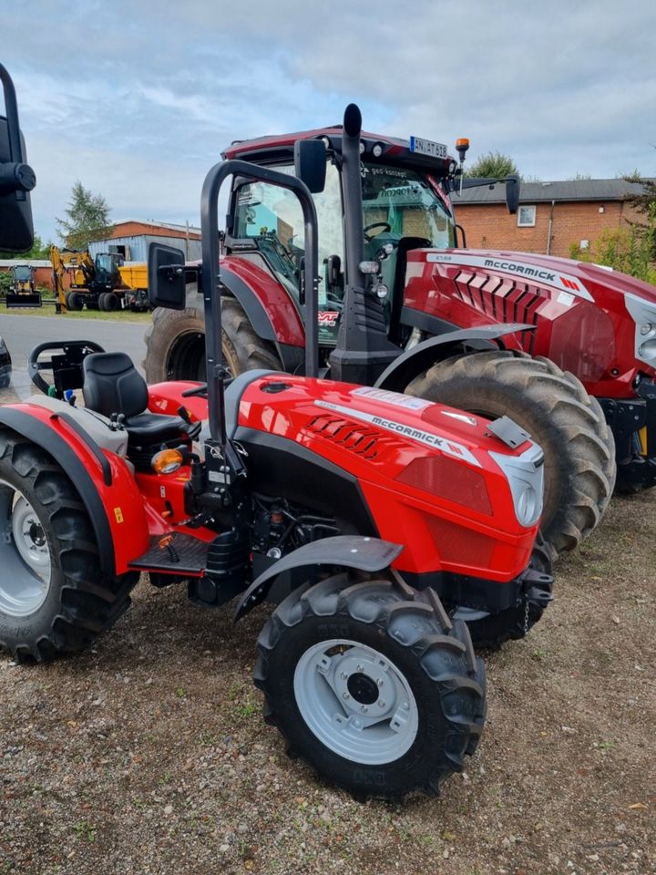 McCormick /Landini Allradschlepper X2.055 Frontlader in Neumünster