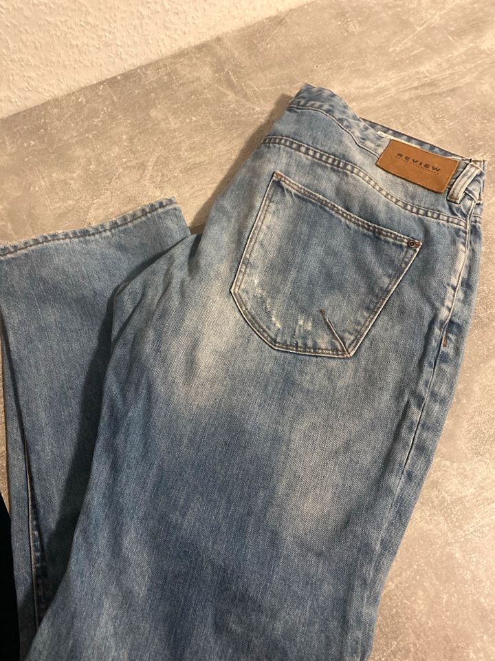 Review Jeans hellblau in Köln