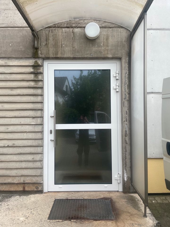 Fenster und Türen, deutsche Hersteller, pruduzierte in Polen in Nürnberg (Mittelfr)