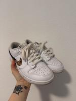 Nike Dunk Low Bayern - Moosthenning Vorschau