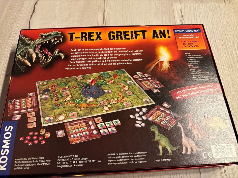 NEU T-Rex greift an Kosmos Das große Dinosaurier-Spiel in Kissing