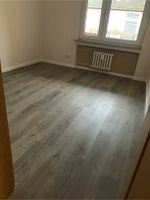 Bodenverlegung Laminat/Parkett/Vinyl/ Handwerker Bodenverleger Frankfurt am Main - Praunheim Vorschau