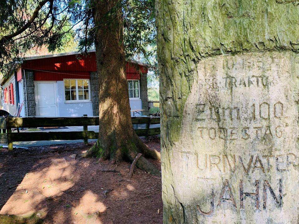 Ski- und Wanderhütte Steinheid bis 12 Personen direkt am Rennsteig in Neuhaus