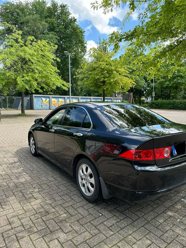 Honda Accord in Oldenburg